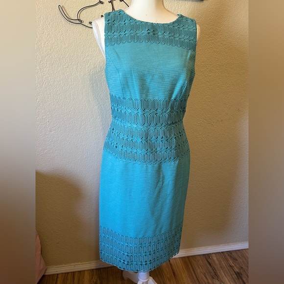 Antonio Melani Beatrice Sheath Dress Knee Length Sleeveless Cocktail Teal Size 6 - Picture 2 of 10
